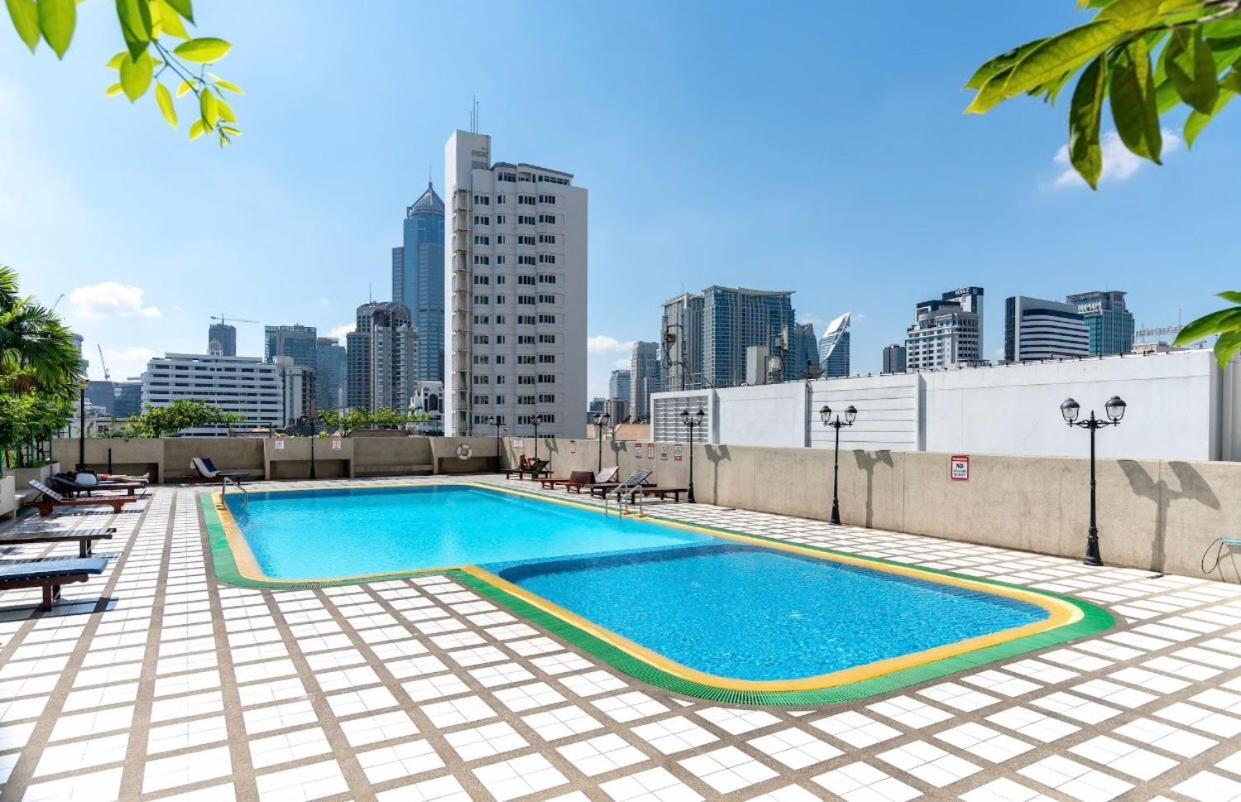 Omni Tower Cozy Apartment Nana Bts Bangkok Exterior photo